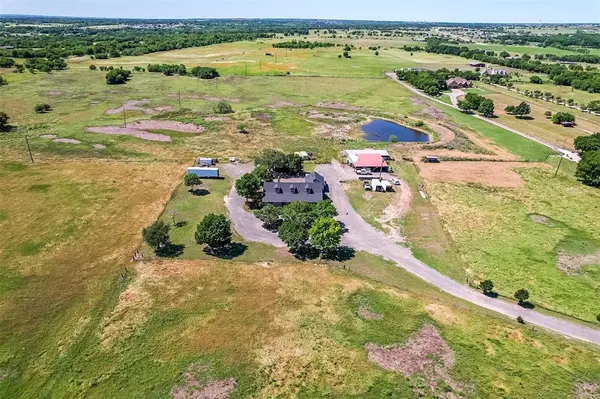 2403 Greathouse Road, Waxahachie, TX 75167