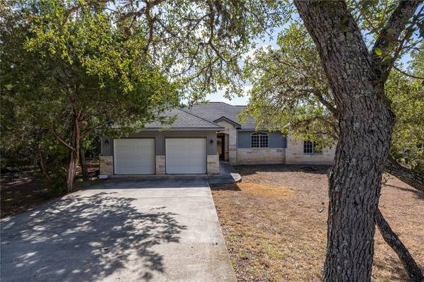 69 Augusta DR, Wimberley, TX 78676