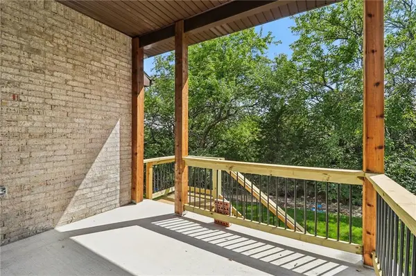 22695 W 87th ST, Lenexa, KS 66227