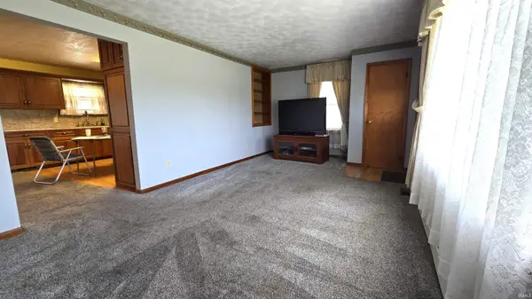 1846 E Paige RD, Columbia City, IN 46725