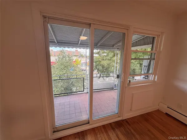 71-34 Kissena BLVD #3, Flushing, NY 11367