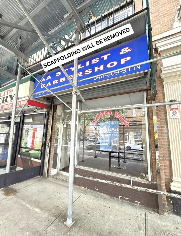 3220 34th AVE #STORE 2, Astoria, NY 11106