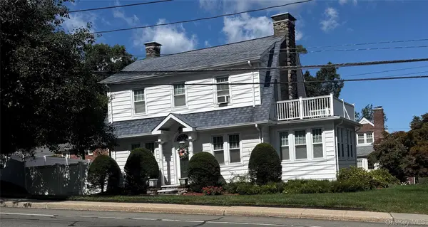 32 Ramapo RD, Garnerville, NY 10923
