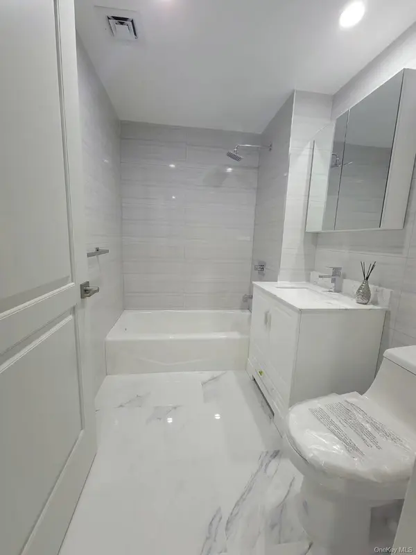 41-62 Bowne ST #12H, Flushing, NY 11355