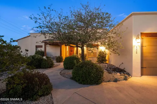 6006 Lazo Del Sur, Las Cruces, NM 88011