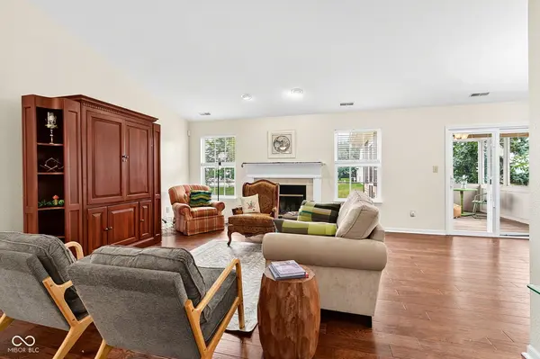 10635 Aspen DR, Fishers, IN 46037