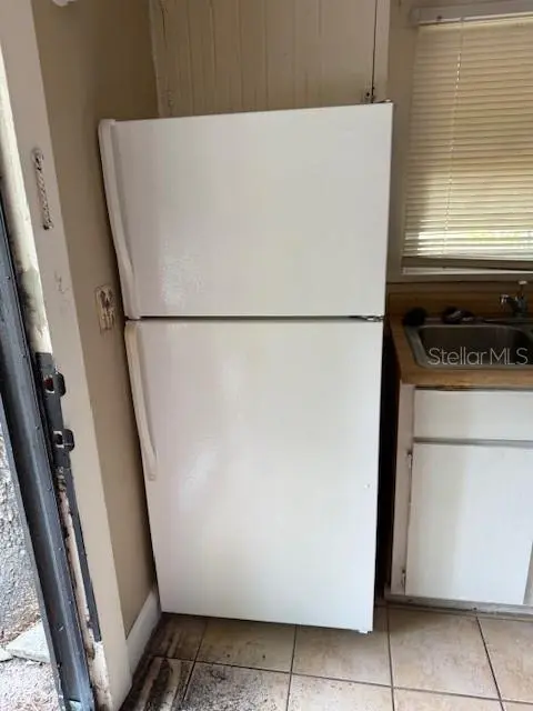 1648 27TH AVE N #2, St Petersburg, FL 33713