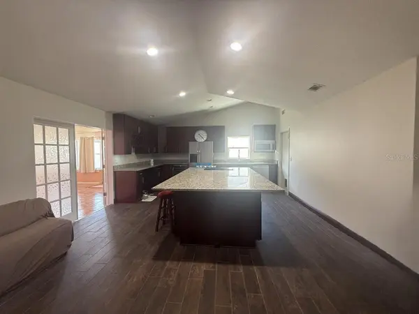 11205 PARTRIDGE DR, Tampa, FL 33625