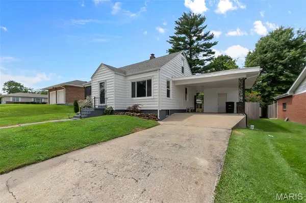 1507 N Henderson ST, Cape Girardeau, MO 63701
