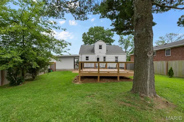 1507 N Henderson ST, Cape Girardeau, MO 63701