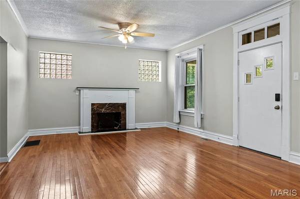 6210 S Kingshighway BLVD, St Louis, MO 63109