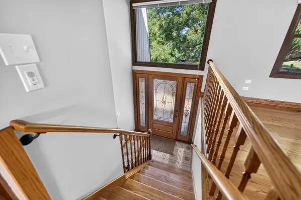 713 N Elm CIR, Itasca, IL 60143