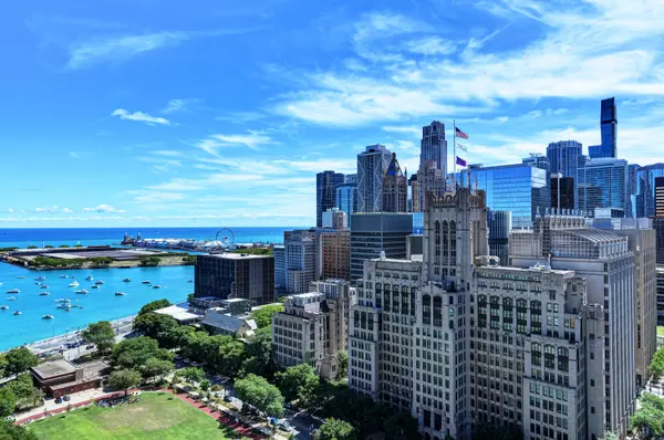 222 E PEARSON ST #2604, Chicago, IL 60611