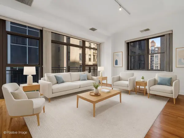 212 W Washington ST #1413, Chicago, IL 60606