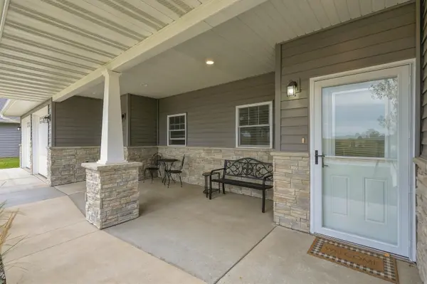 2086 Three Elms Park RD #9, Independence, IA 50644