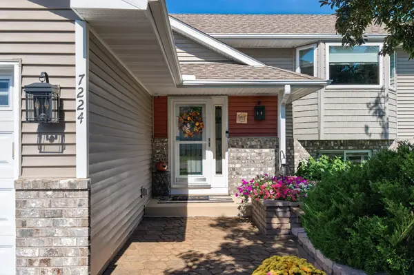 7224 96th ST S, Cottage Grove, MN 55016