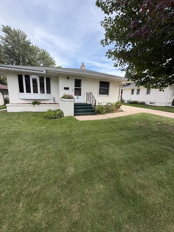 1212 8th AVE NE, Brainerd, MN 56401
