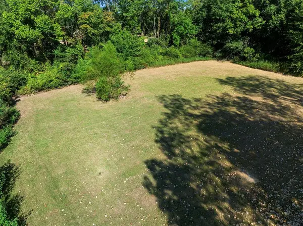 811 E Lincoln RD, Idabel, OK 74745