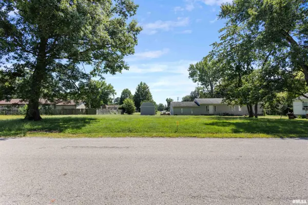 1201 W CONCORD ST, Marion, IL 62959