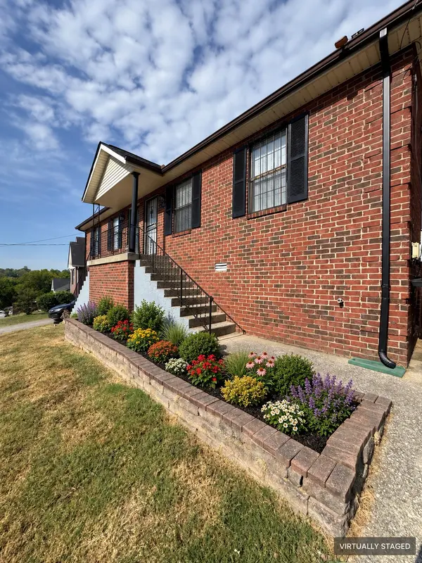514 Phipps Dr, Nashville, TN 37218