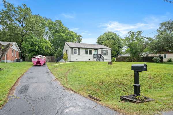 2928 Teakwood Dr, Nashville, TN 37214
