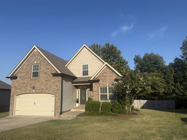 1017 Quiver Ln, Clarksville, TN 37043