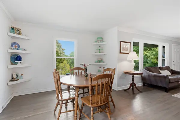 3337 Falls Creek Dr, Nashville, TN 37214