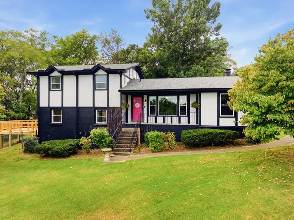 3337 Falls Creek Dr, Nashville, TN 37214