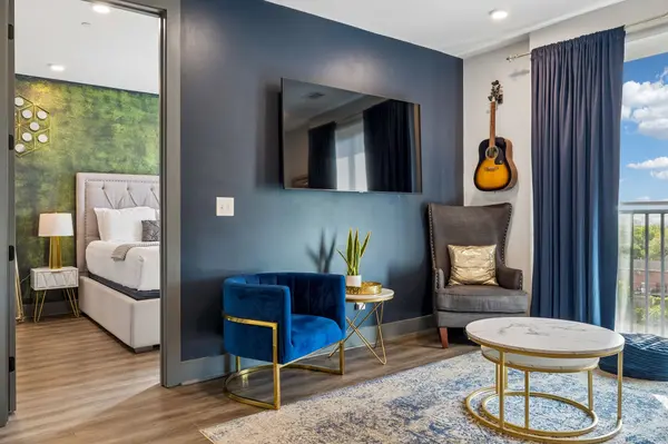65 Lindsley Ave #513, Nashville, TN 37210