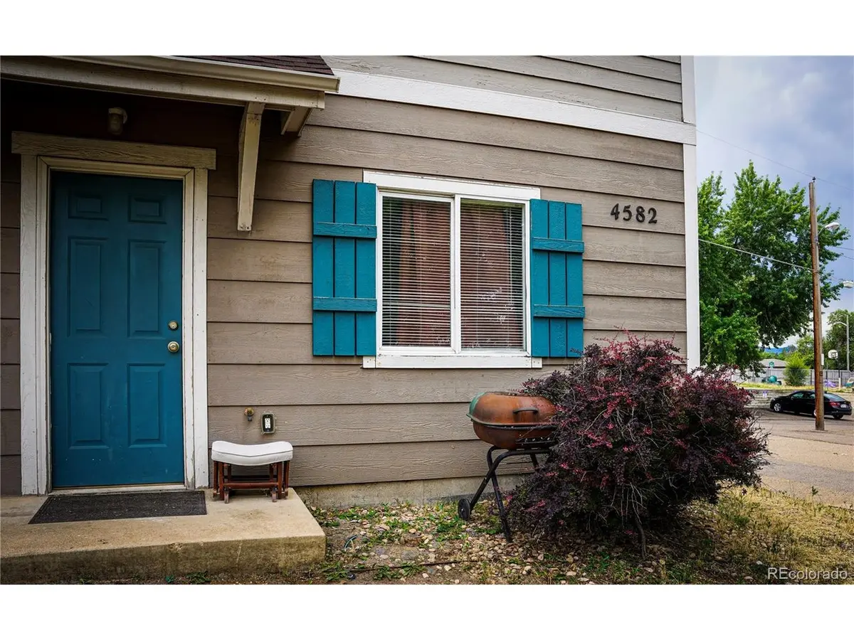 4582 W Alameda, Denver, CO 80219