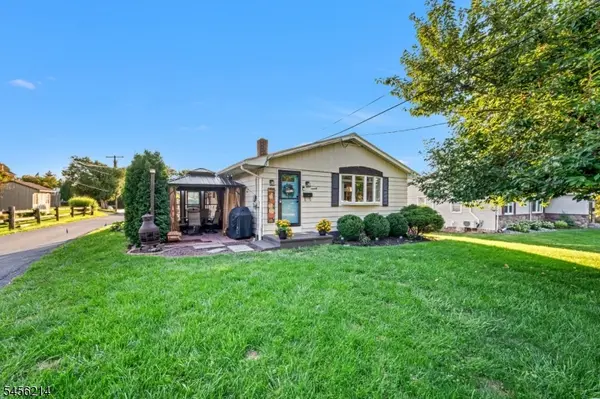 97 Bliss Blvd, Pohatcong Twp., NJ 08865