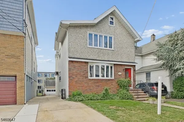 14 Pine St, Kearny Town, NJ 07032