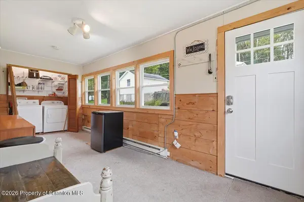59 W Shore DR, Thompson, PA 18465