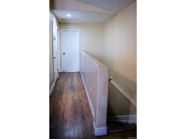 4582 W Alameda, Denver, CO 80219