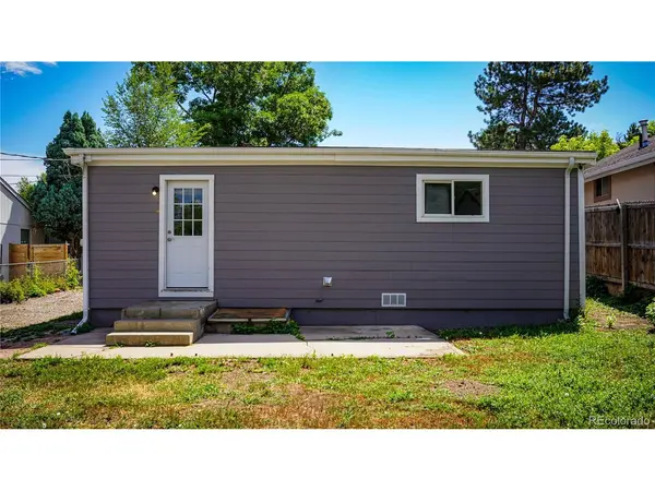909 Meade, Denver, CO 80204