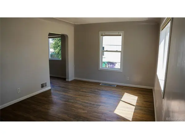 909 Meade, Denver, CO 80204