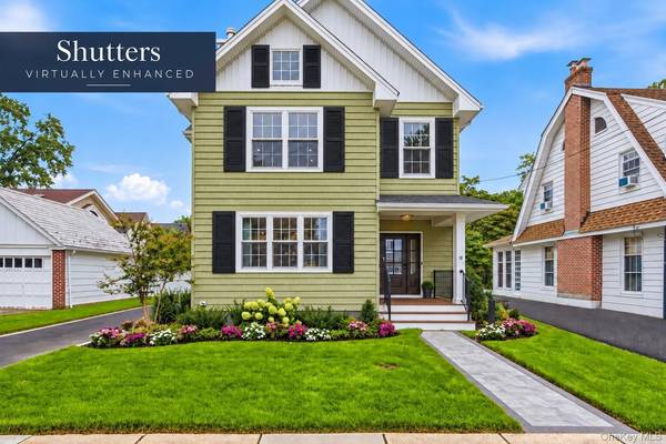 10 Hazel PL, Floral Park, NY 11001