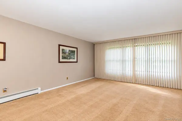 2769 Pond RD, Ronkonkoma, NY 11779