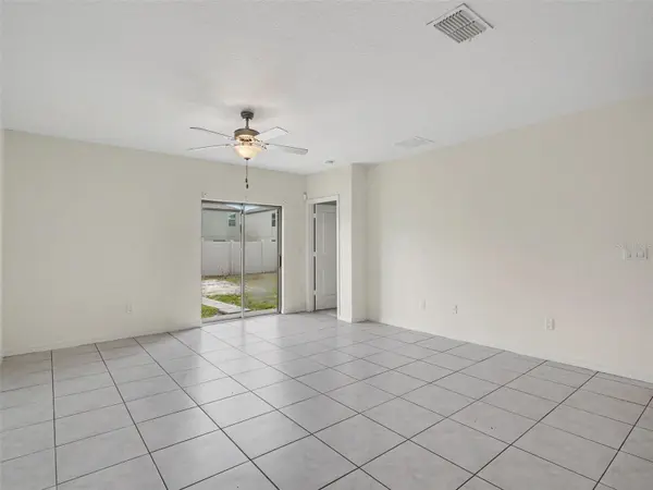 15470 BROAD BRUSH DR, Sun City Center, FL 33573