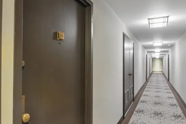 3550 N Lake Shore DR #820, Chicago, IL 60657