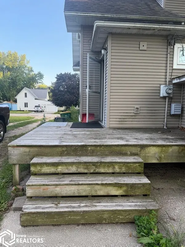 314 E Walnut ST, Manly, IA 50456