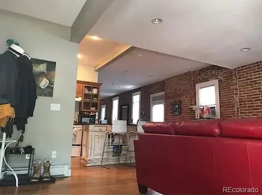 2557 N Clarkson ST, Denver, CO 80205