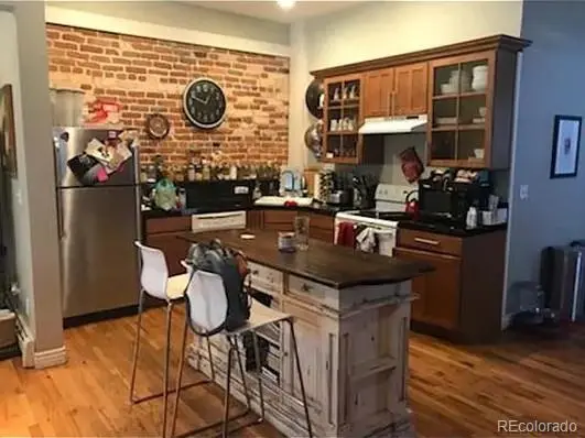 2557 N Clarkson ST, Denver, CO 80205
