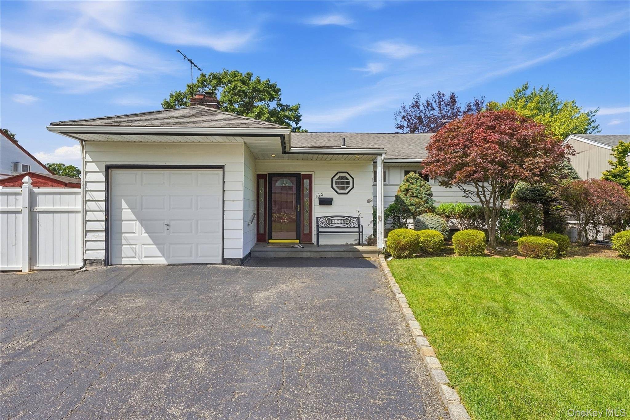 156 Broadway, Massapequa Park, NY 11762