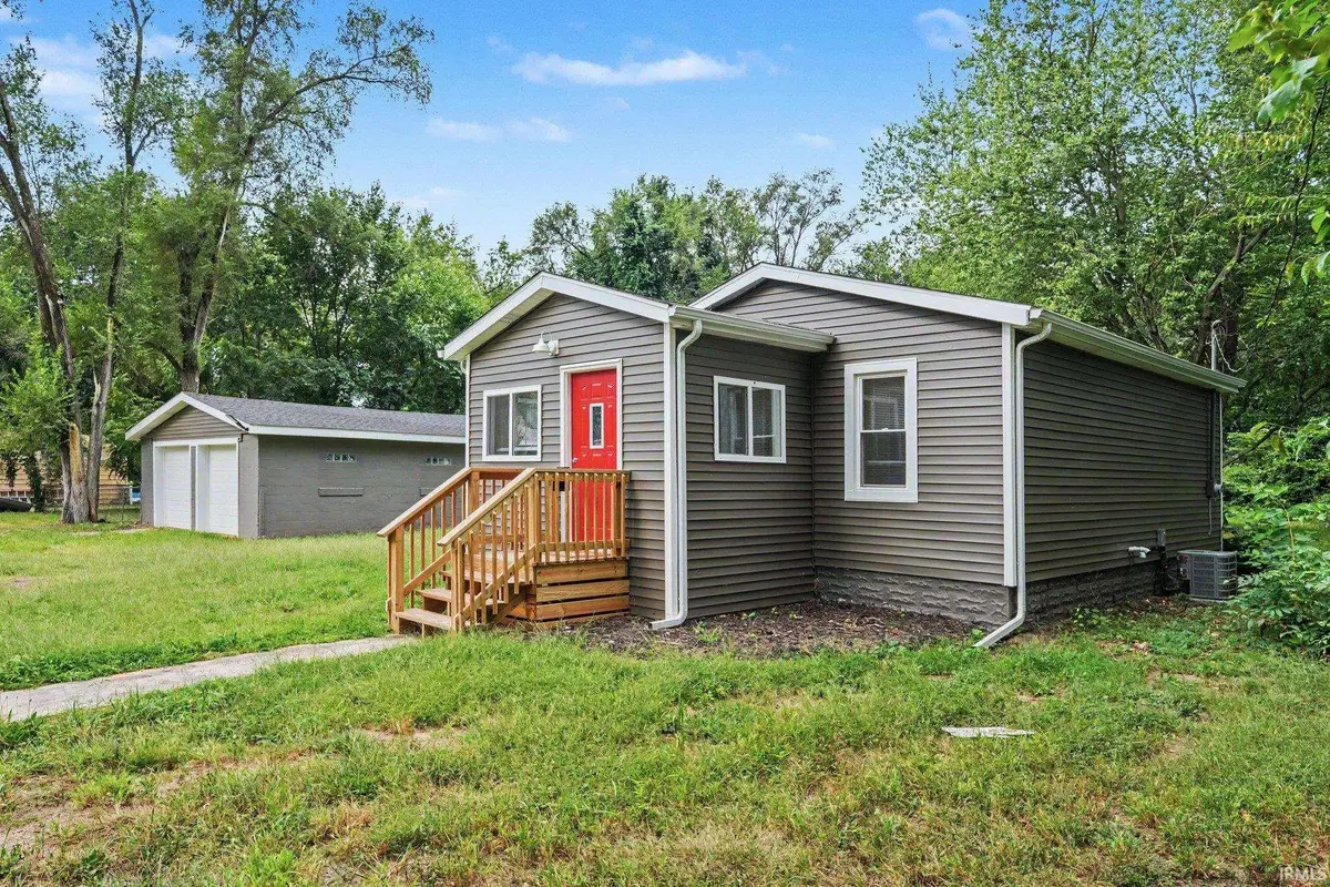 54327 Hastings ST, Elkhart, IN 46514