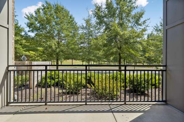 141 Saundersville Rd #1105, Hendersonville, TN 37075