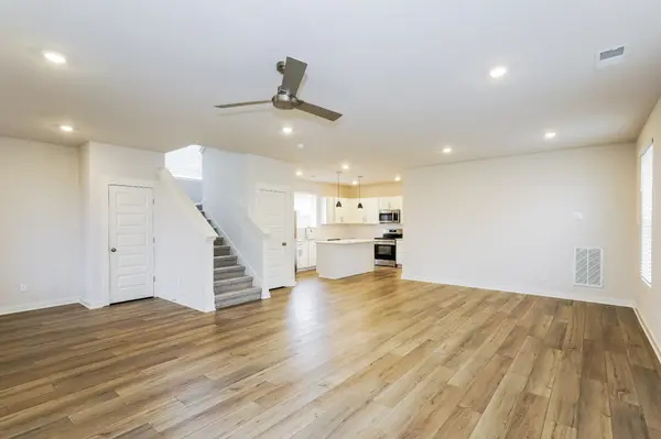 7003 Park Knoll Ln, Mount Juliet, TN 37122