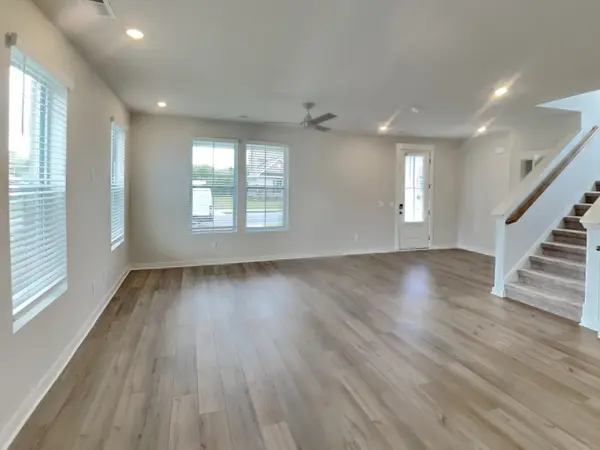 359 Park Glen Dr, Mount Juliet, TN 37122