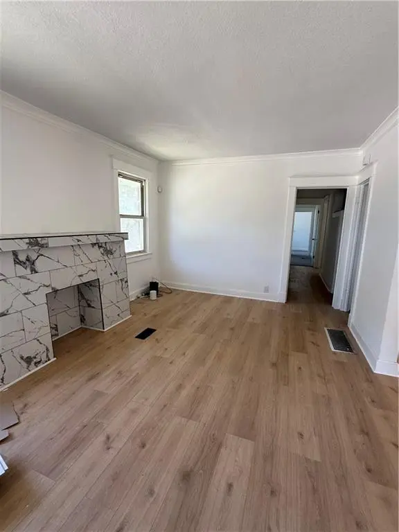 4046 Benton BLVD, Kansas City, MO 64130