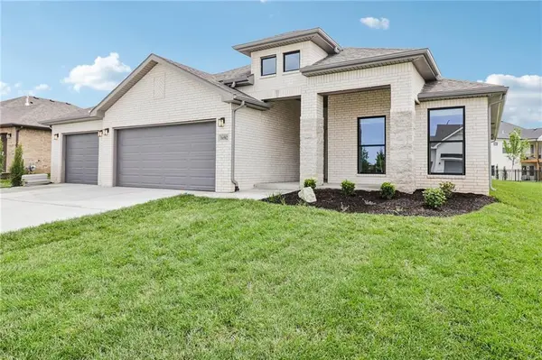 19045 W 170th PL, Olathe, KS 66062